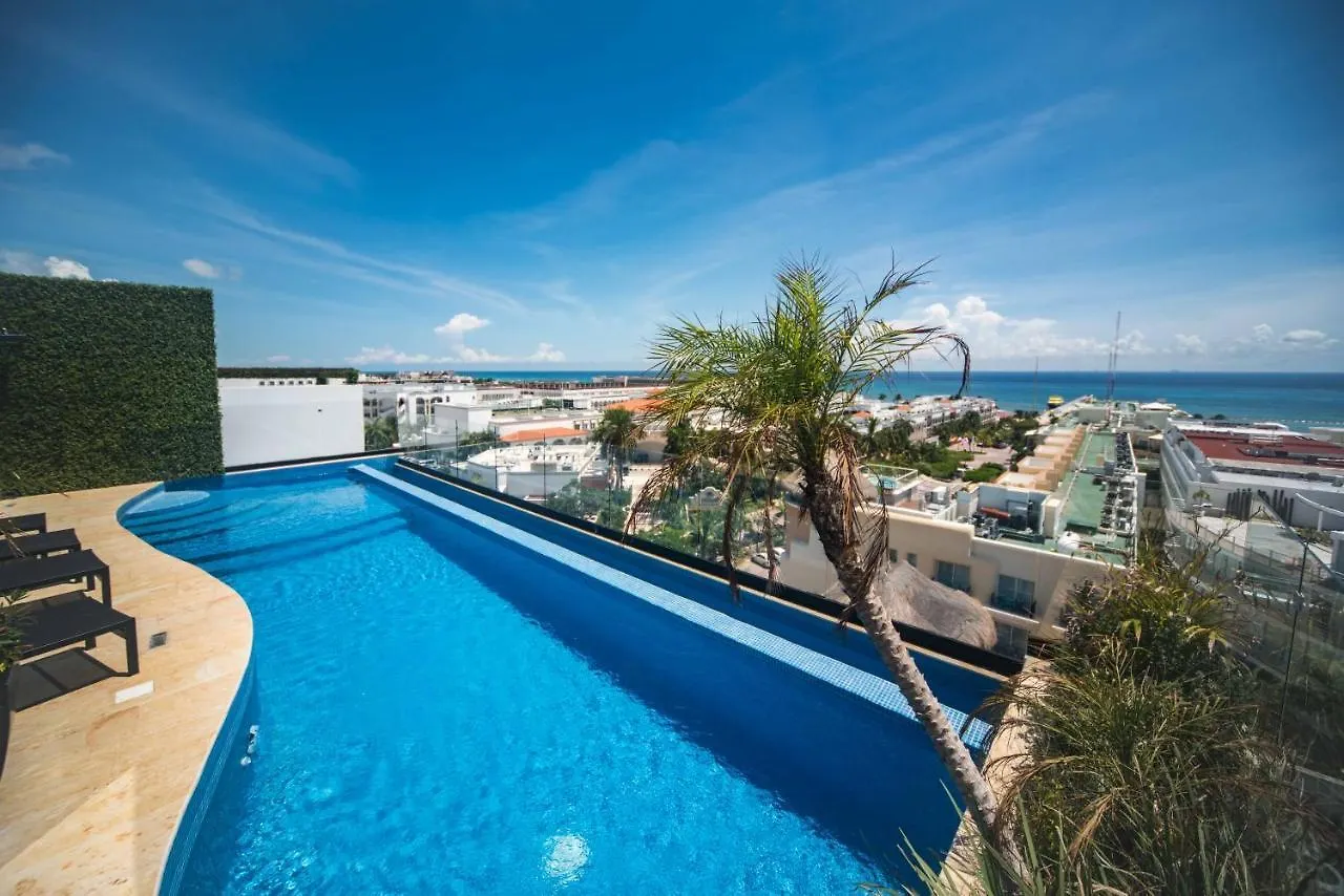 One Paralia Condo Boutique Playa del Carmen México